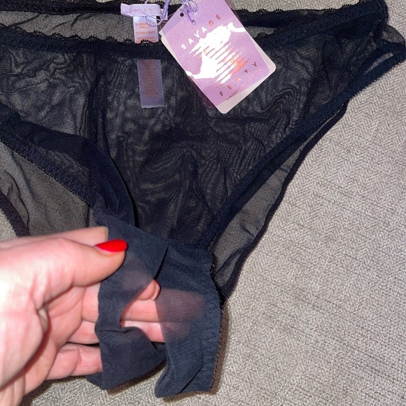 BNWT FENTY PANTY - Picture 4 of 4